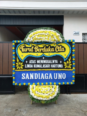 Papan Bunga Duka di Melebung